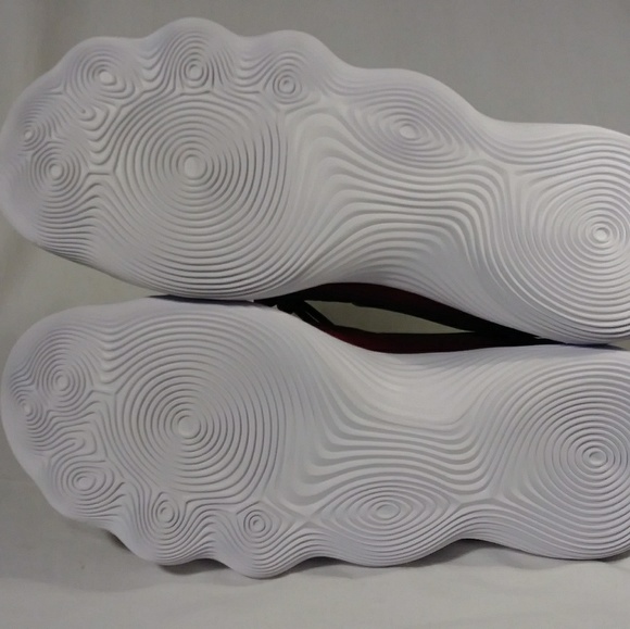 NIKE WOMENS HYPERDUNK 2017 LOW TOP BASKETBALL. - Picture 3 of 8